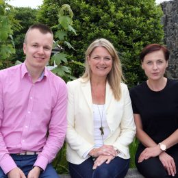 Picture By Steve Sarre 18-06-18
Oatlands The Kiln
Pride of Guernsey welcome of the year
L-R Grzegorz Szczepawski, Jennifer Meeks and Agnieszka Fiszeri
